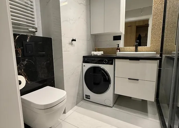 Stacja Kopernik Centrum דירה *