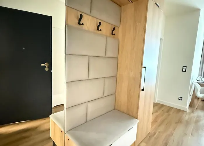 Stacja Kopernik Centrum דירה