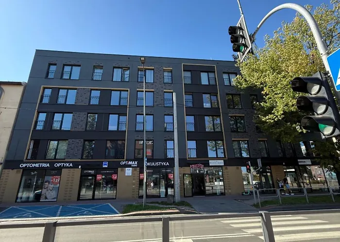 Stacja Kopernik Centrum דירה צ'סטוצ'ובה