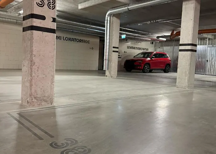 Stacja Kopernik Centrum דירה צ'סטוצ'ובה